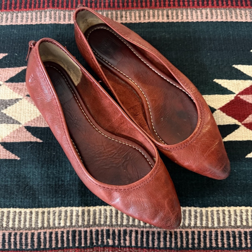 FRYE Regina Ballet Flats Sz 9 Red Leather Slip On Pointed Toe Casual Everyday
